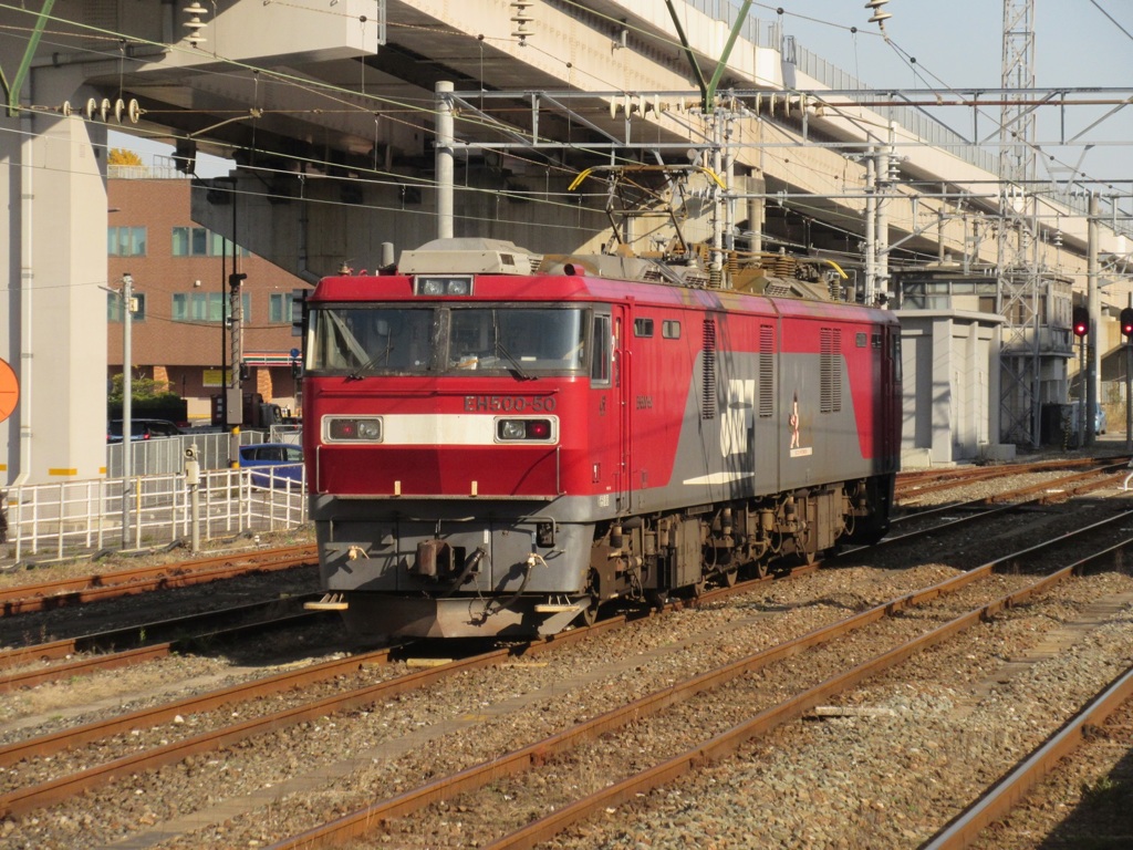 黒崎駅にてEF500の待機