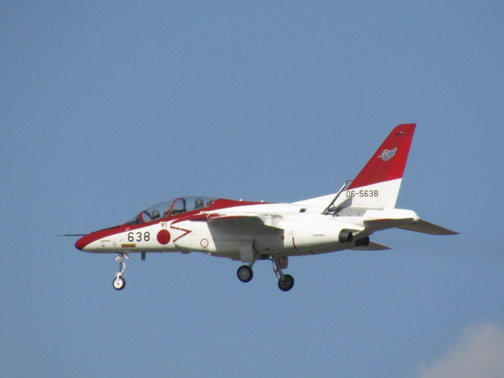 芦屋基地　T-4訓練飛行　④