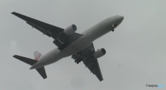 雨の中の着陸①