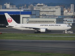 JAL767スポットへ移動