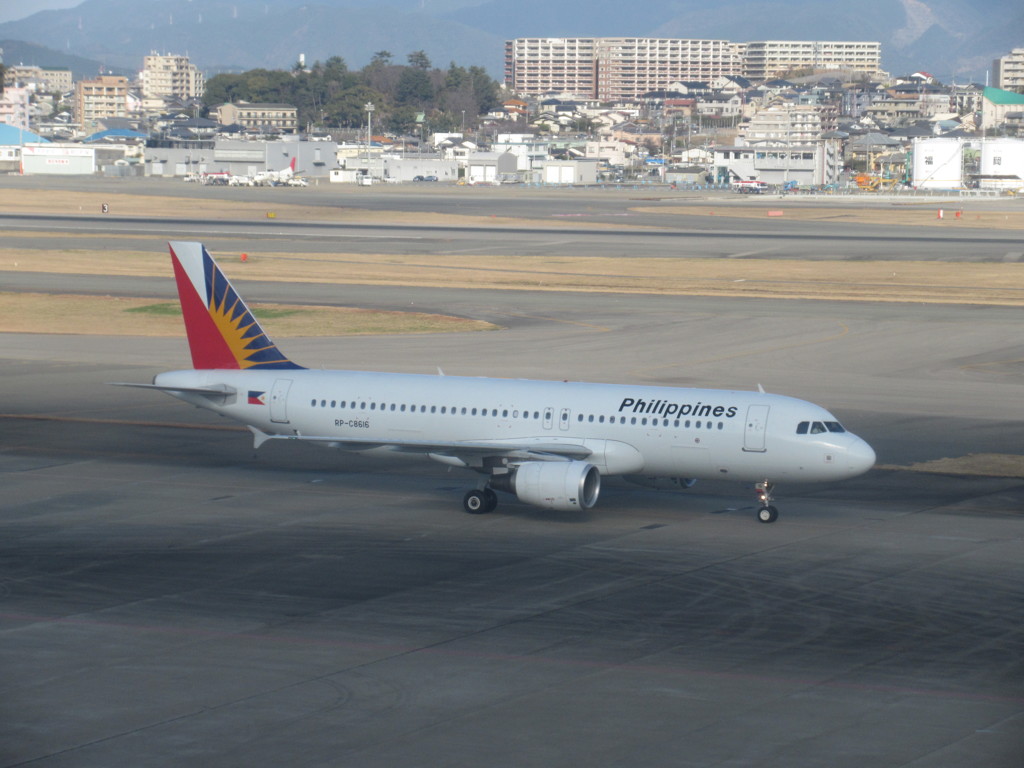 フィリピン航空　A320到着