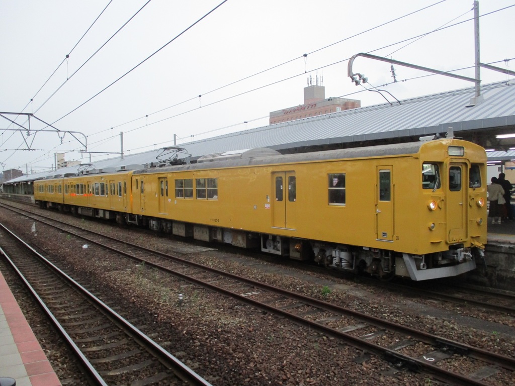 JR西日本　123系　U17