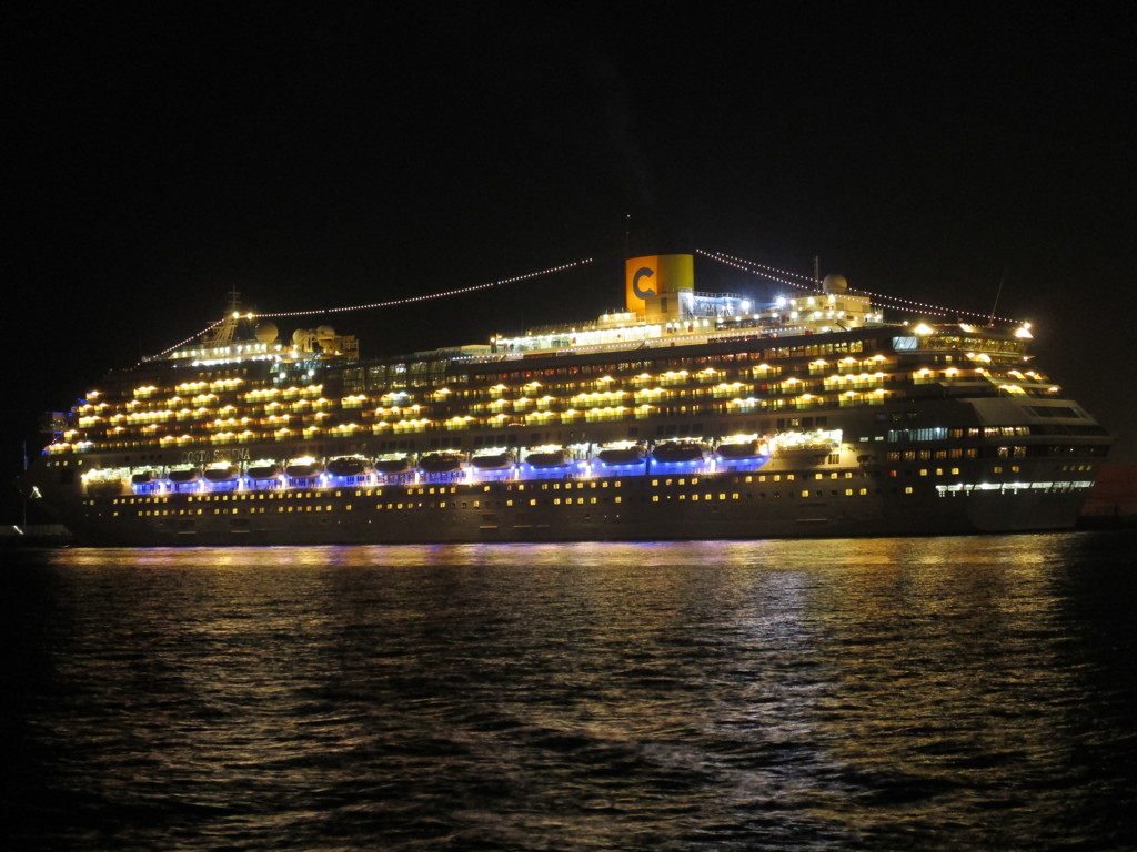 COSTA  SERENA  ①