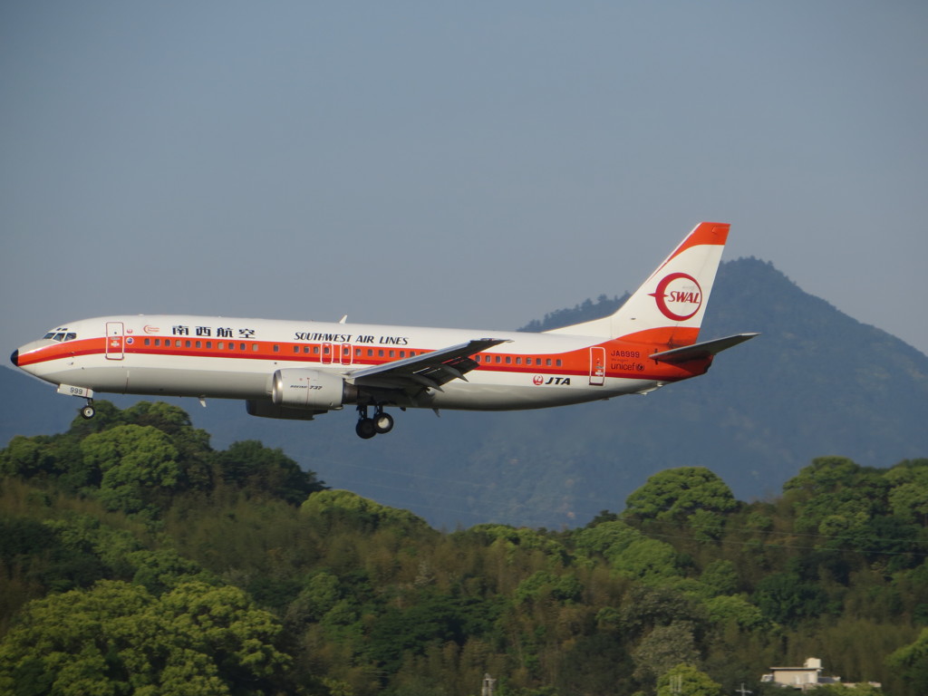 JTA南西航空B７３７到着
