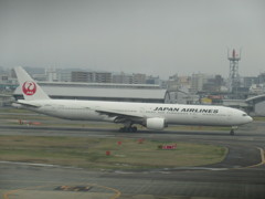 JAL  B777-300着陸