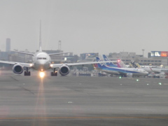 R34に向かってくるB737