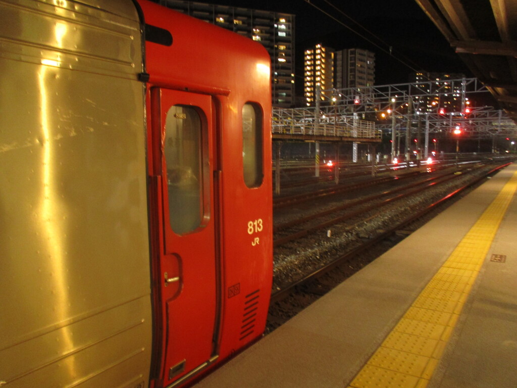 夜の門司港駅　①