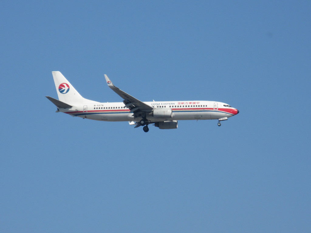 中国東方航空B737着陸