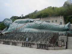 福岡の城戸南蔵院の涅槃像