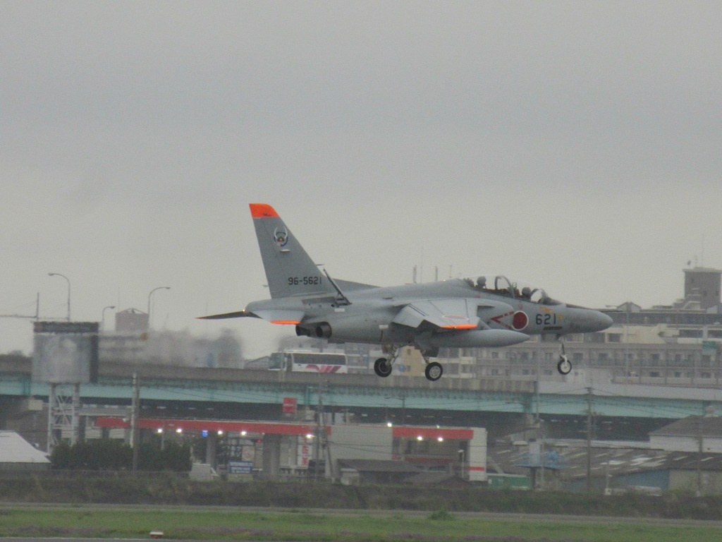 T-4 ランディング  ②