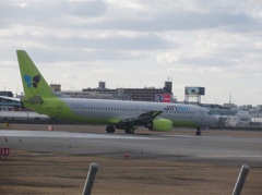 ジンエアー　Ｂ７３７②