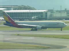 ASIANA  B767-300 HL7506