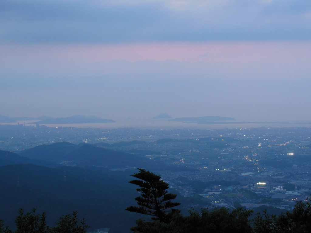 夕暮れの福岡　①