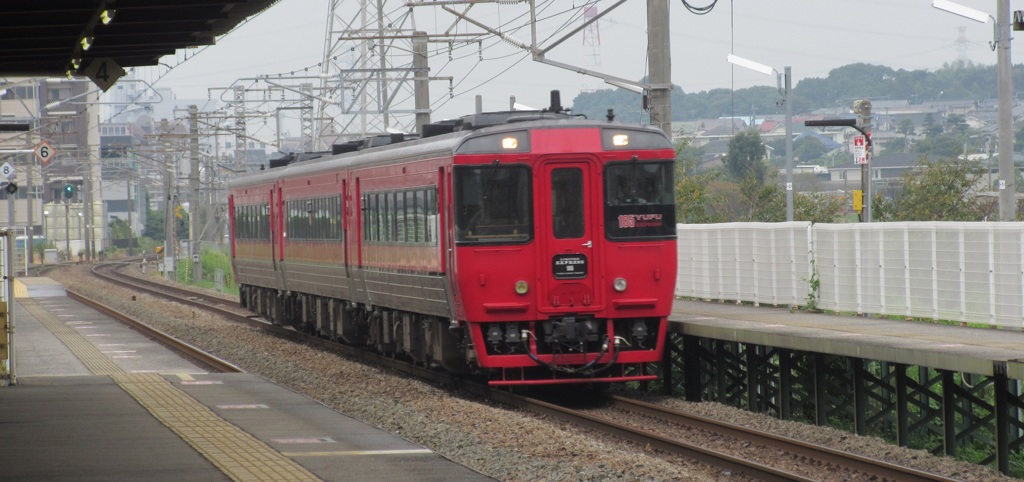 キハ１８５系特急ゆふ通過