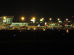 夜の福岡空港　⑨