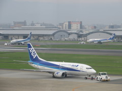 朝の福岡空港　②