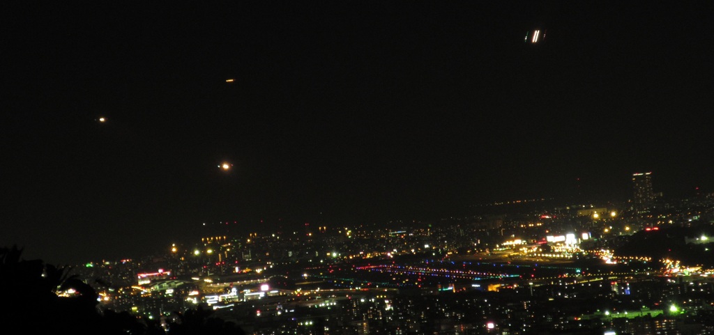 夜の福岡空港