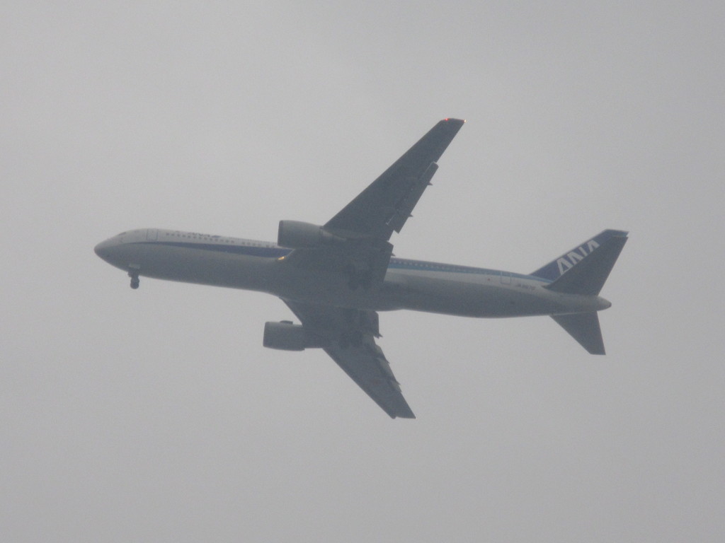 雨の中の着陸②