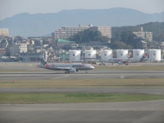 向い合ったジェットスター