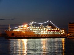 夜の博多港にて　T/S　HANBADA　⑦