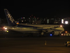夜の福岡空港　⑥