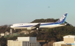 ANA　B763着陸