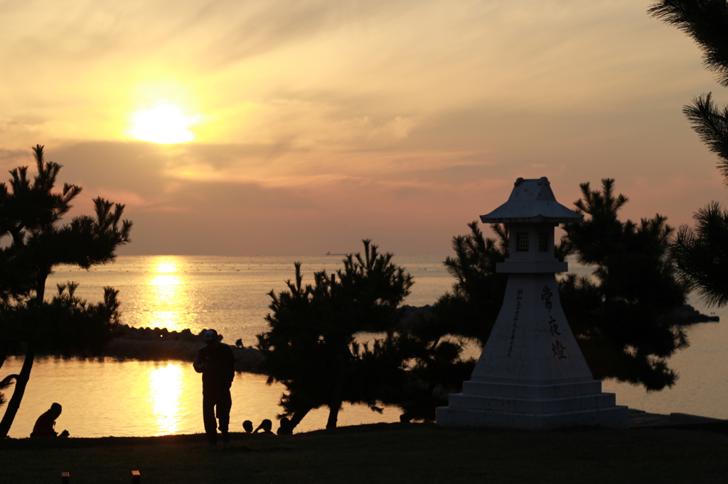 浜の夕暮れ