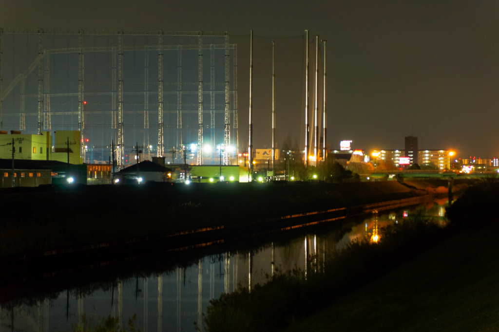 近所の橋からの夜景