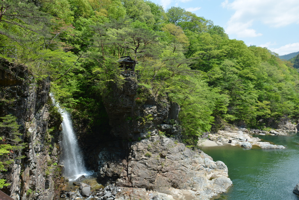 虹見の滝