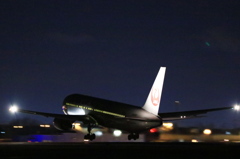 夜間飛行 ～ Boeing767-346