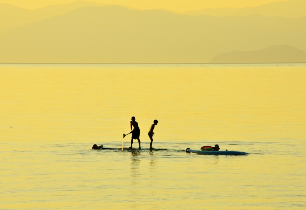 琵琶湖の夕暮れは美しい