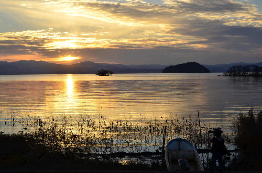 今年初めての湖北夕景