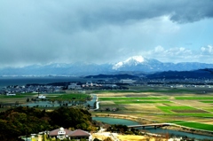 伊吹山と彦根の風景