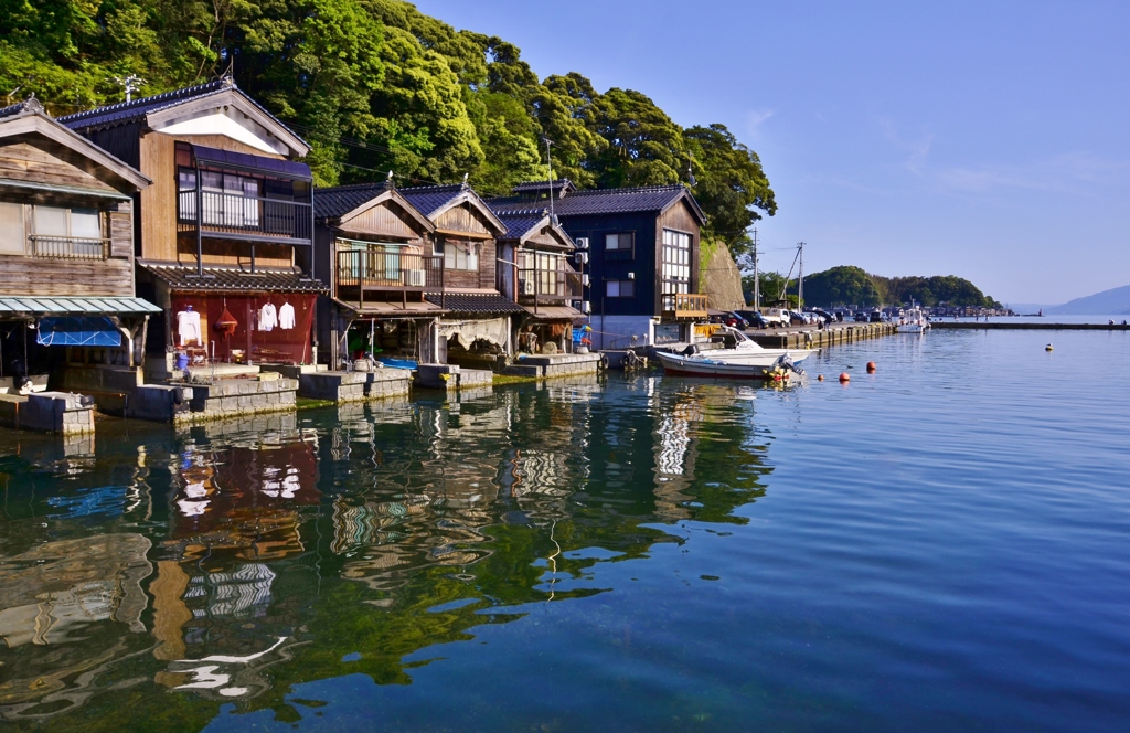 舟屋のある風景