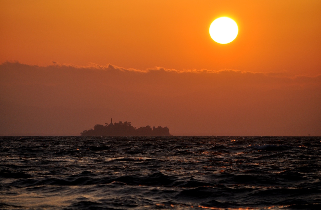 225.多景島夕景
