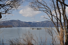 135.早春の湖北