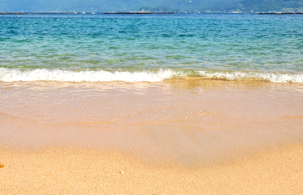 シーズンを終えた海水浴場