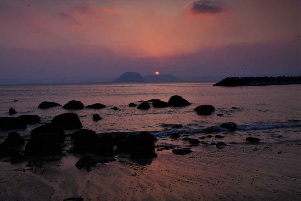糸島の紅い夕日1