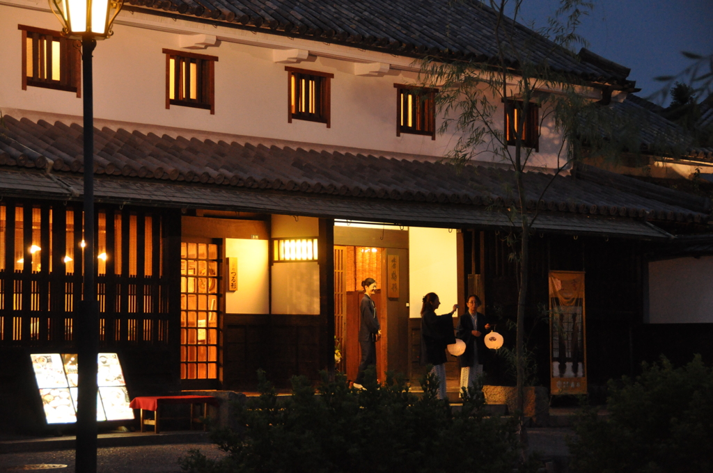 旅館の灯り