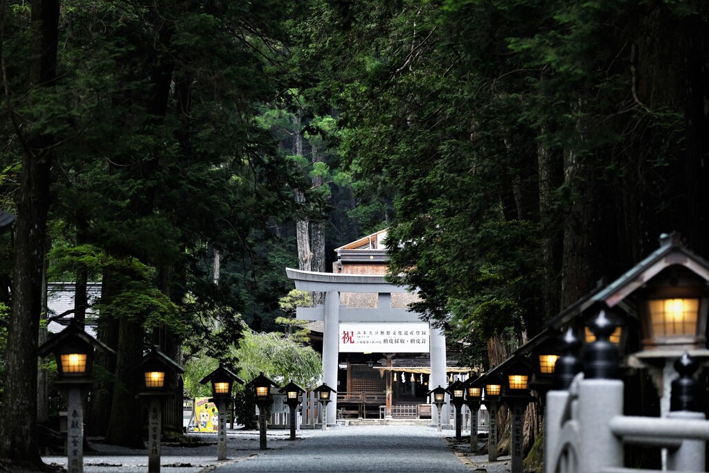 小国神社にて