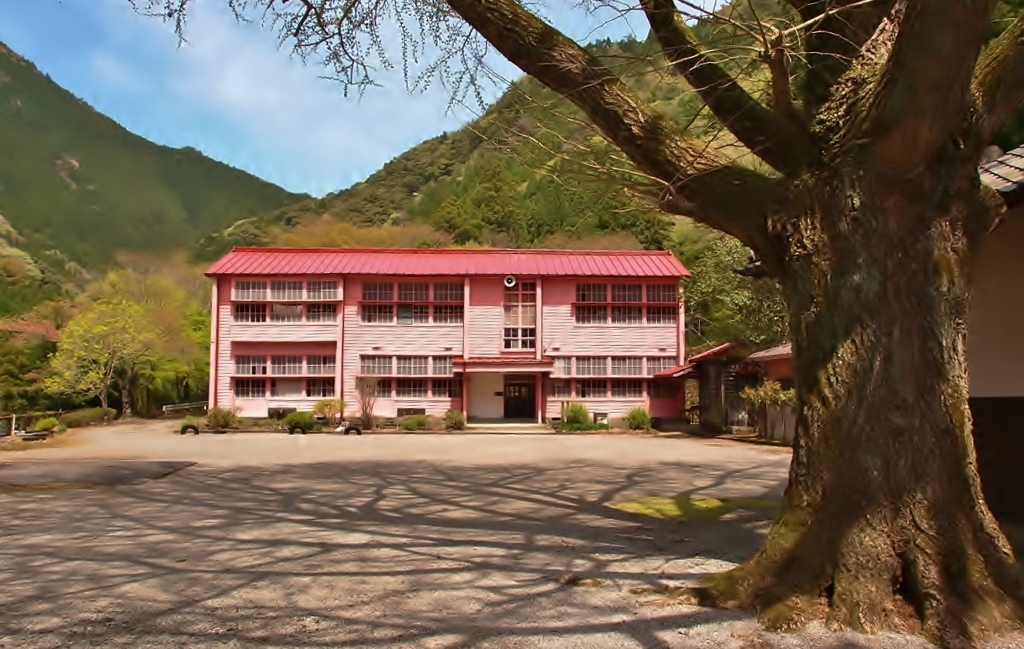勝坂の廃校・・・1