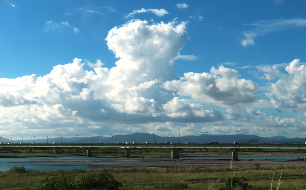 夏雲・・・