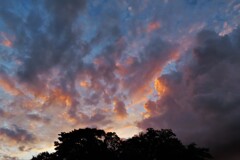 西の夕空