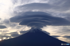 吊るし雲多重