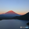 紅に染まる