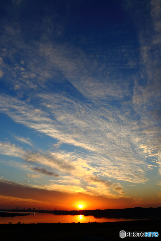 晩秋の夕焼け空