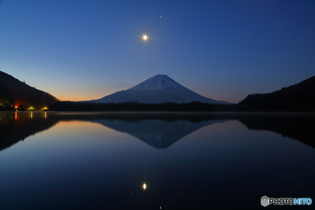 モーニングムーンin精進湖