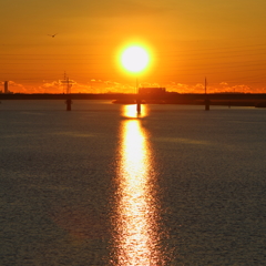 鉄橋と朝日２