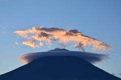 傘雲と恐竜雲