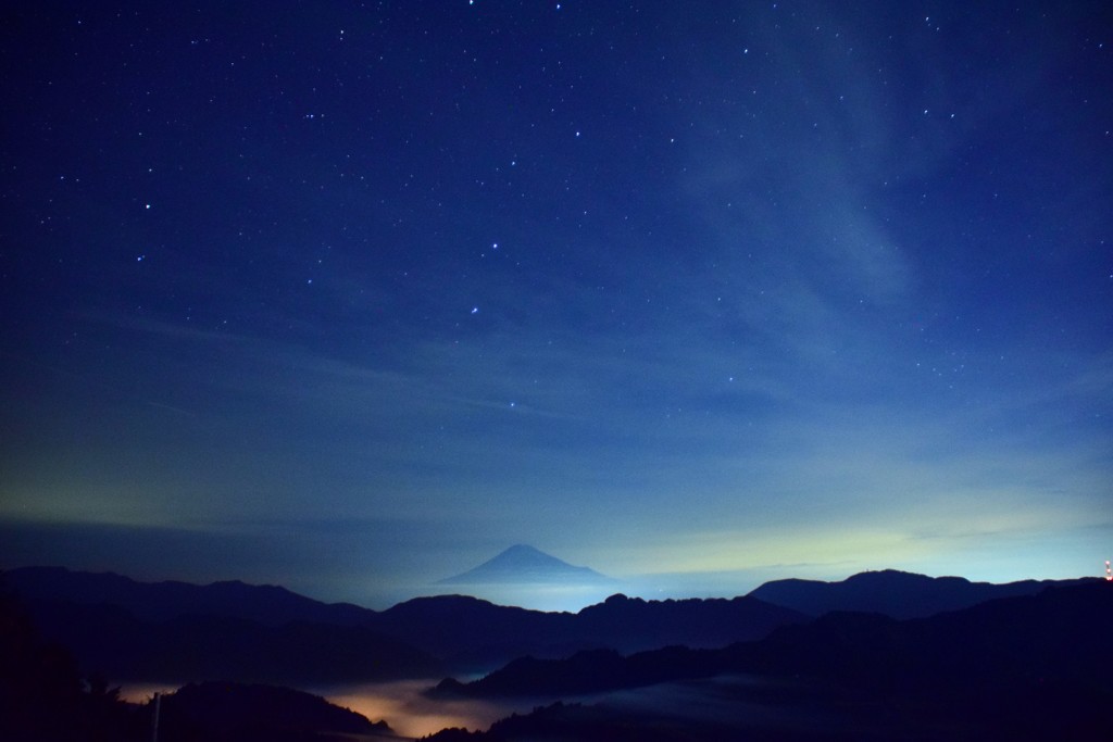 富士山と夜空